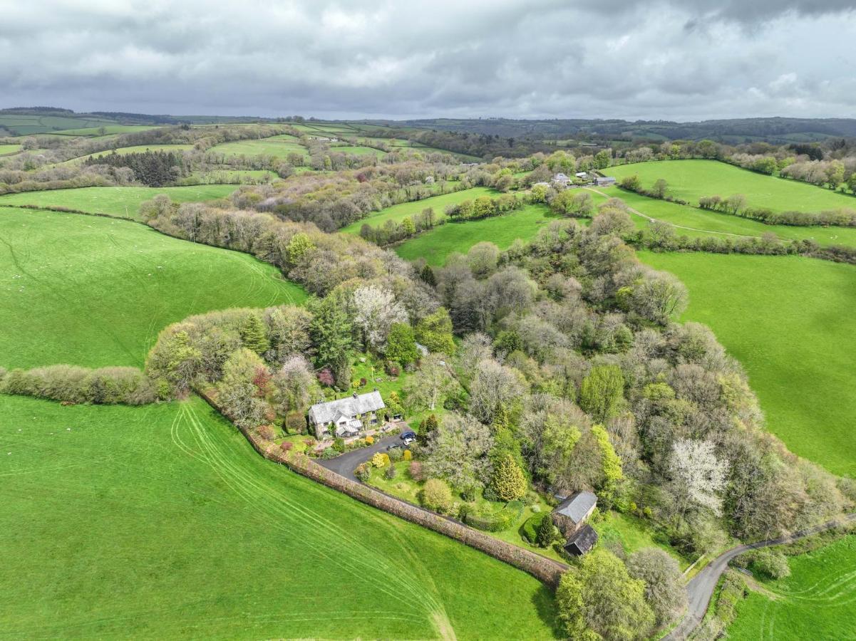 Bed and Breakfast Nutsford House Dulverton Exteriér fotografie